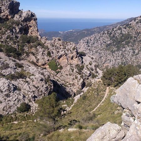 포르날루츠 Casita De Montana Cerca Del Mar 게스트하우스 외부 사진