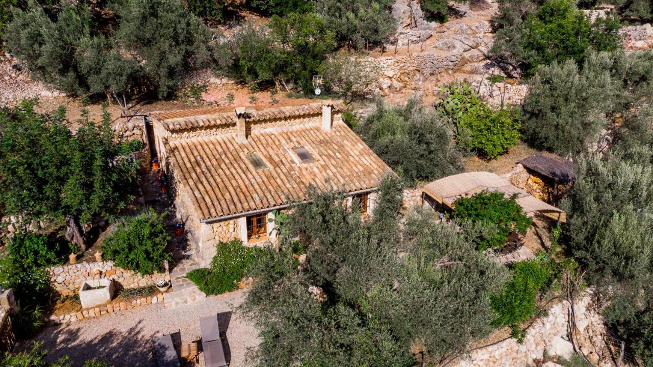 포르날루츠 Casita De Montana Cerca Del Mar 게스트하우스 외부 사진