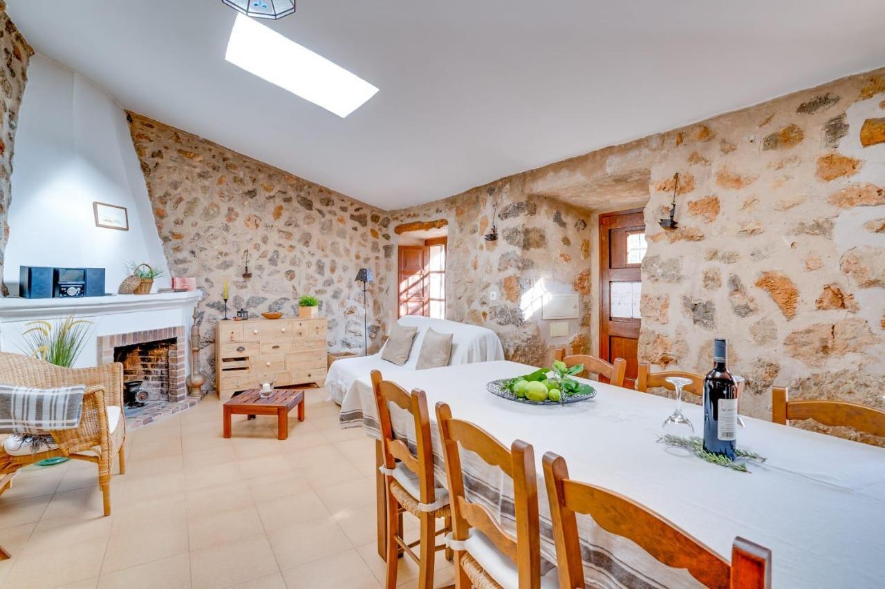 포르날루츠 Casita De Montana Cerca Del Mar 게스트하우스 외부 사진
