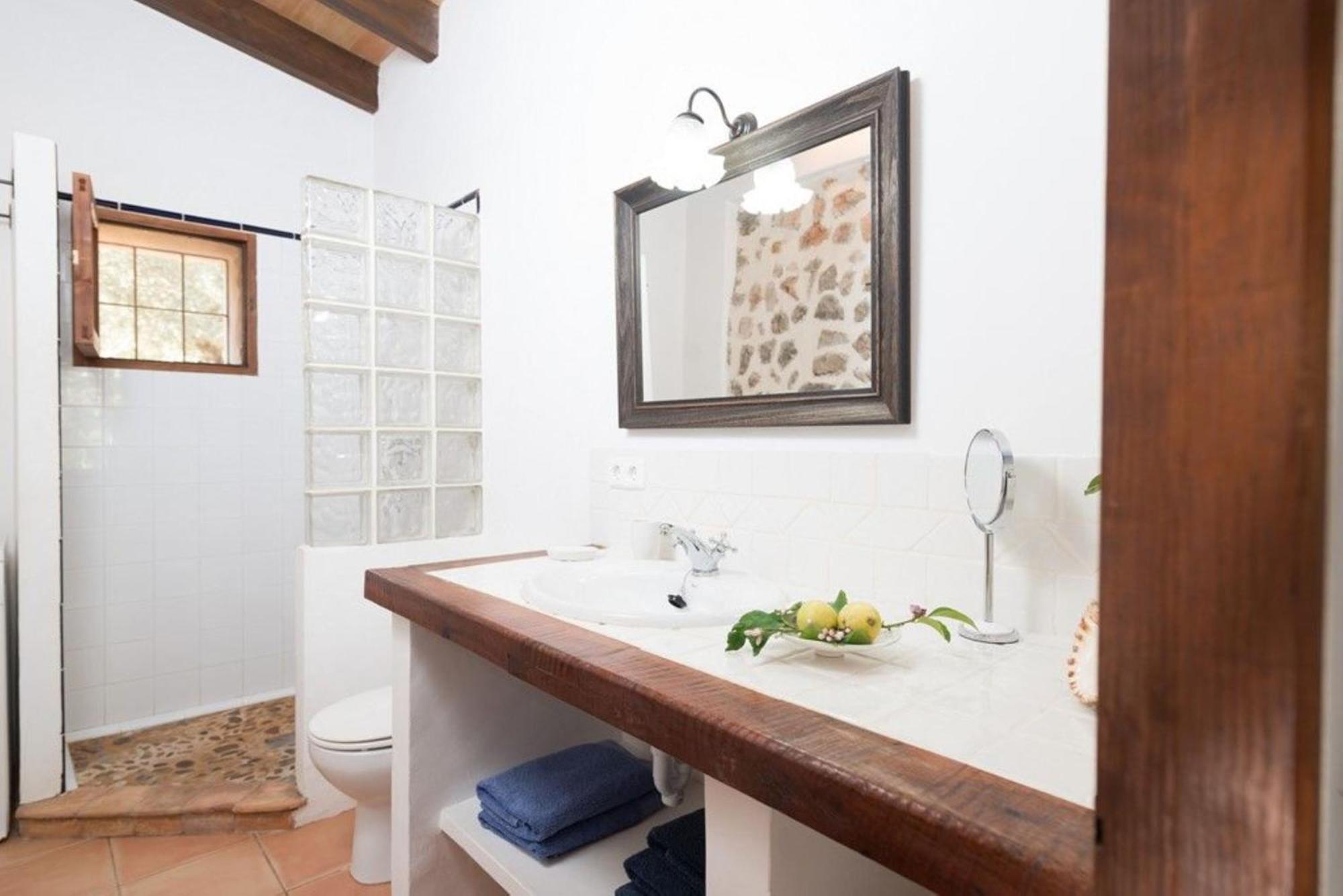 포르날루츠 Casita De Montana Cerca Del Mar 게스트하우스 외부 사진
